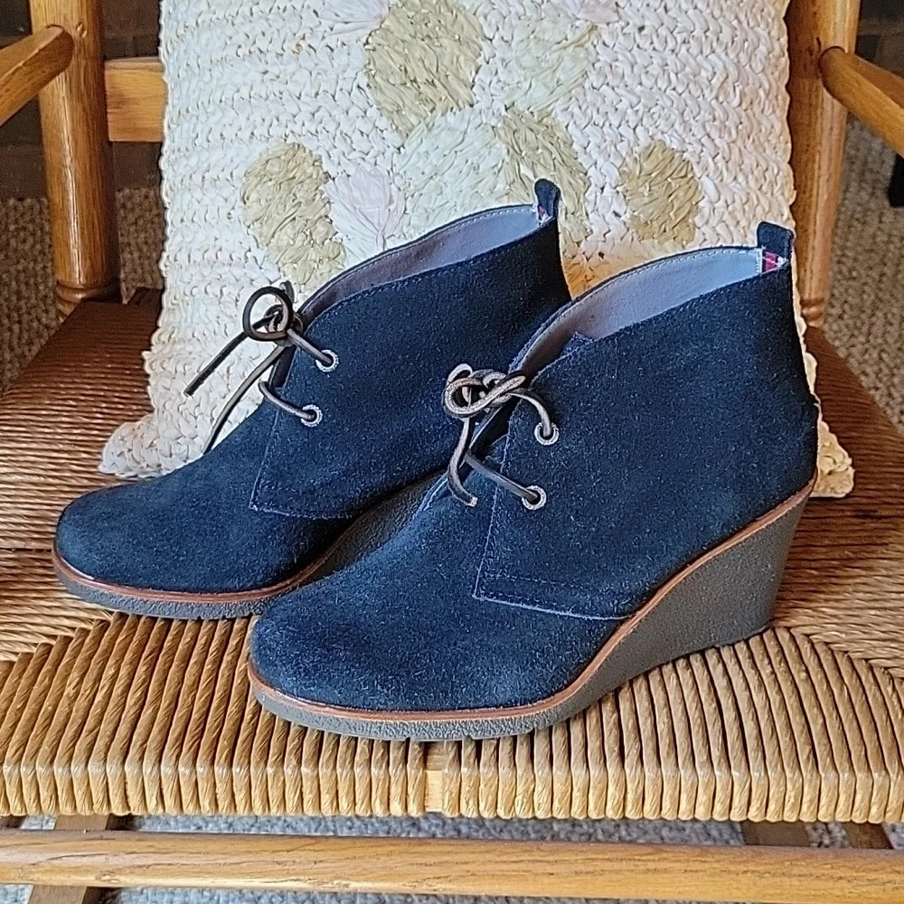 Sperry suede Harlow wedges, black, size 9M